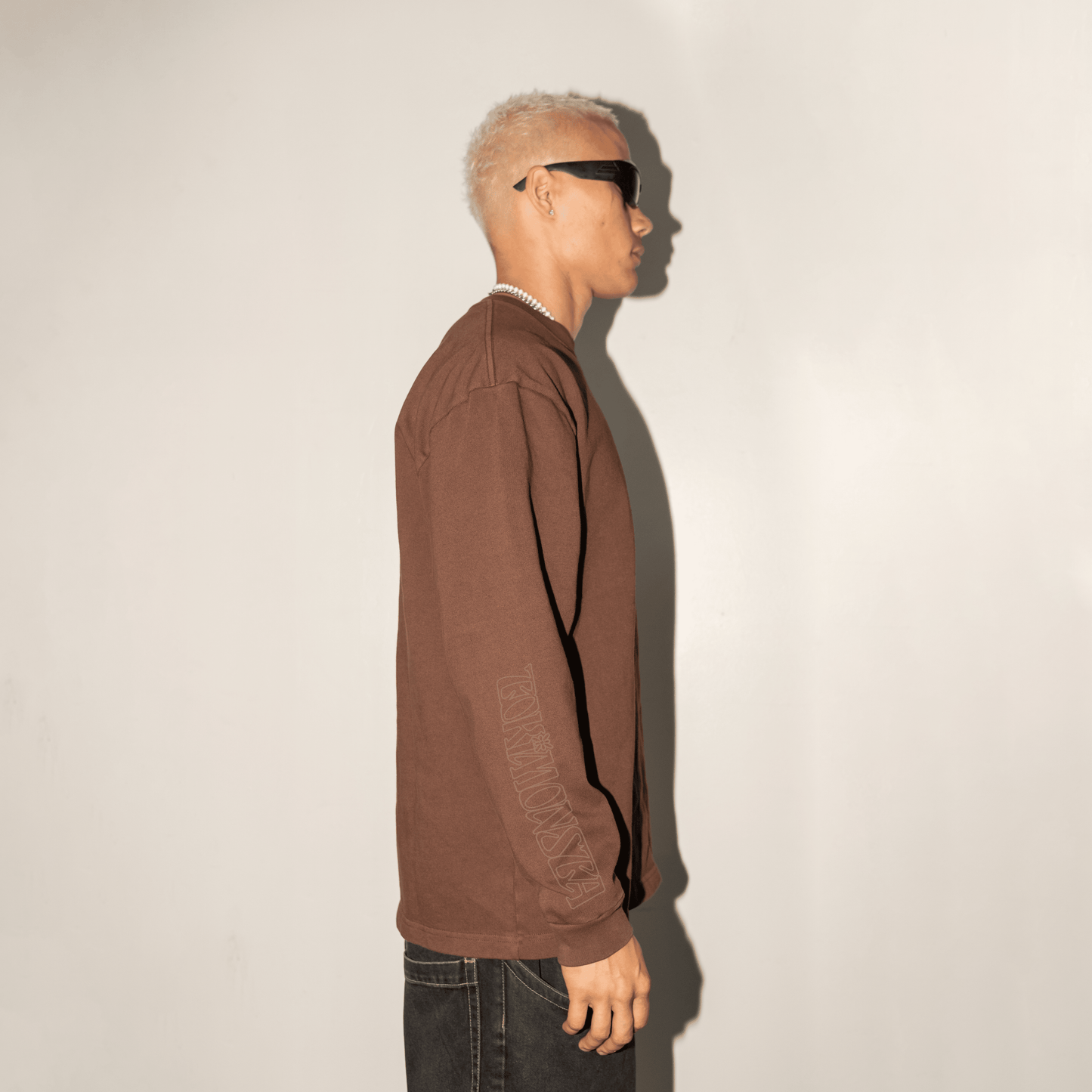 Puff Outline - Brown Long Sleeve